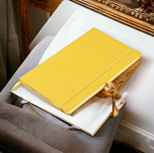 Блокнот А5 Legato в обложке с имитацией рисунка кожи и листами в полоску / Скетчбук 192 страницы